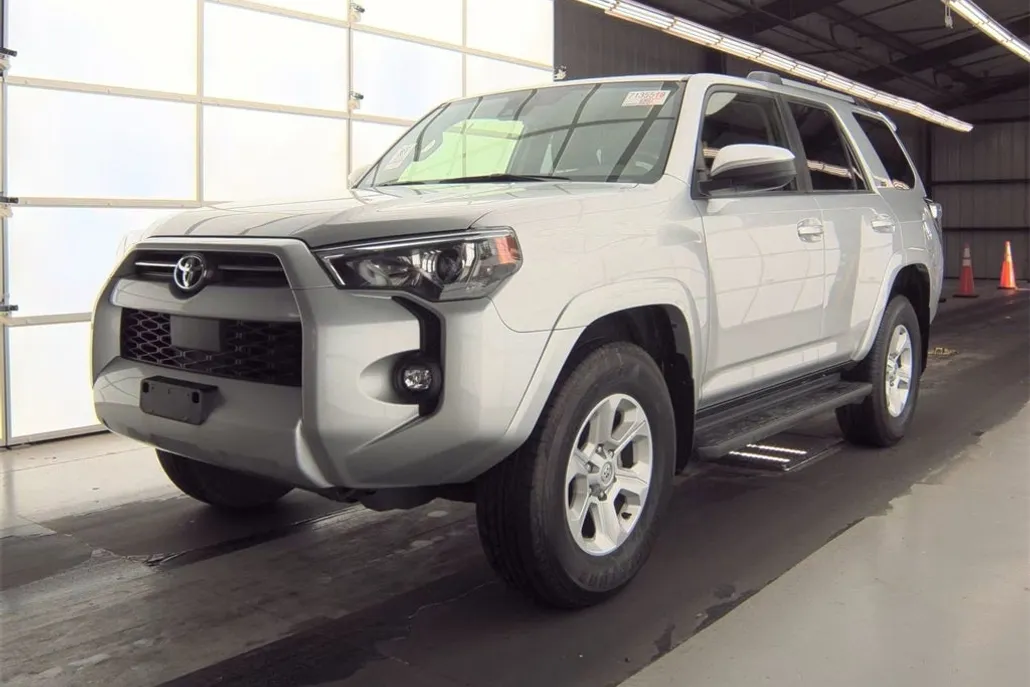 2024 Toyota 4Runner SR5 photo 1