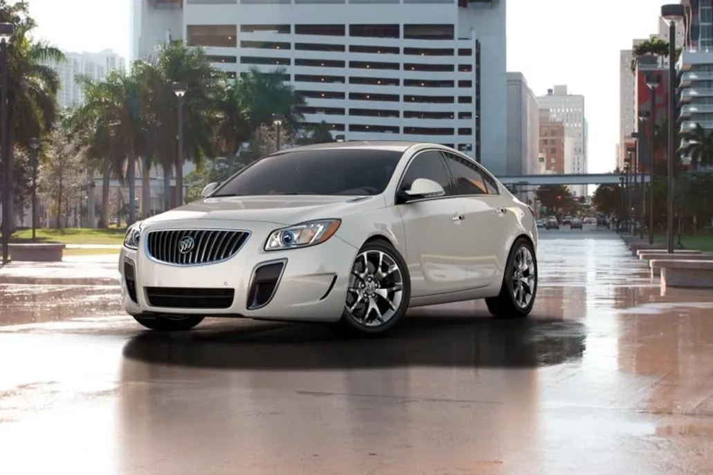 2013 Buick Regal GS photo 1