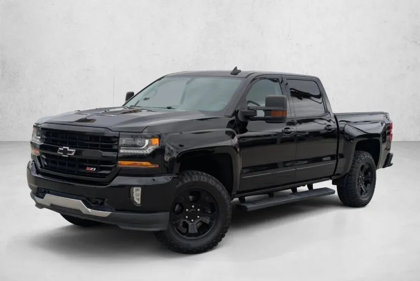 2018 Chevrolet Silverado 1500 LT Z71 photo 1