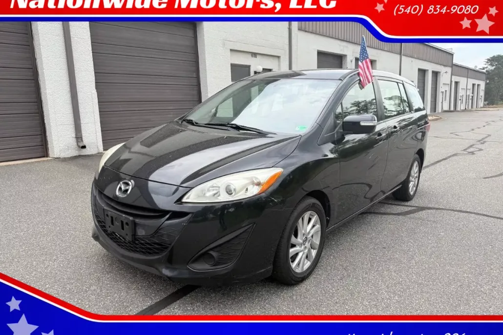 2015 Mazda Mazda5 Sport photo 1
