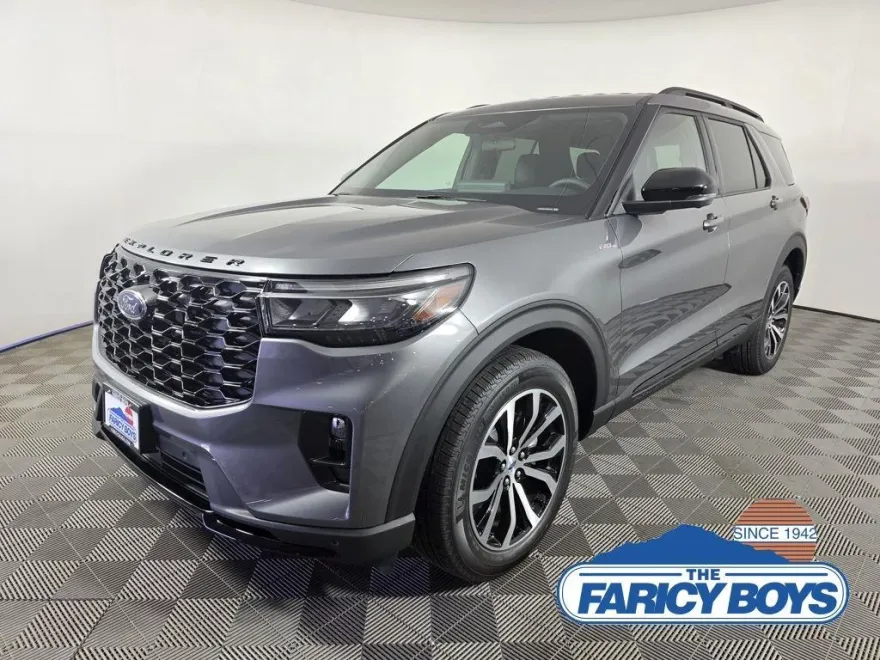 2025 Ford Explorer ST-Line photo 1