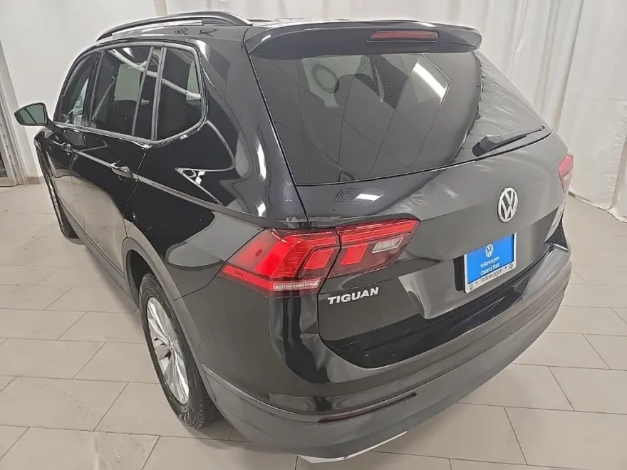 2019 Volkswagen Tiguan S photo 1