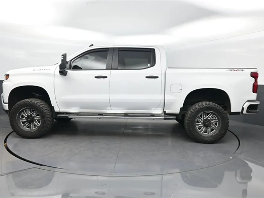 2020 Chevrolet Silverado 1500 Custom photo 1