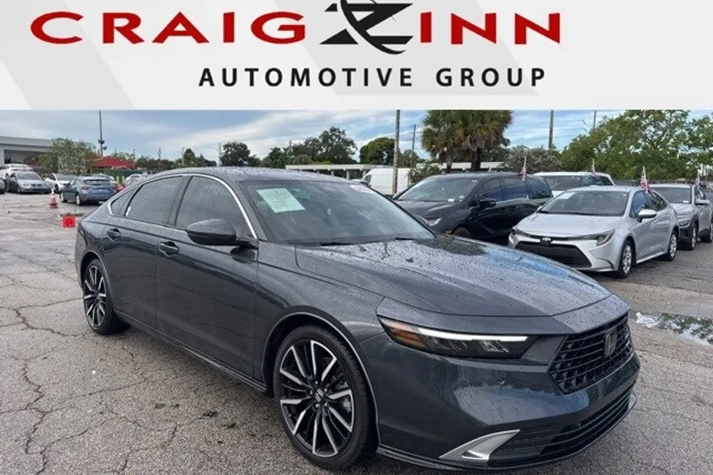 2023 Honda Accord Hybrid Touring photo 1
