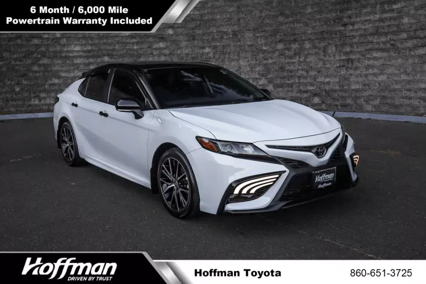 2023 Toyota Camry SE photo 1