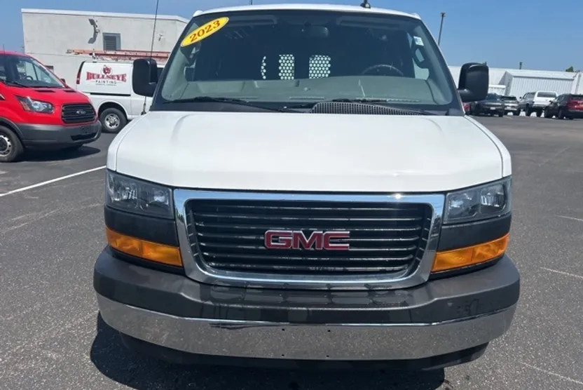 2023 Gmc Savana 2500 Cargo photo 1