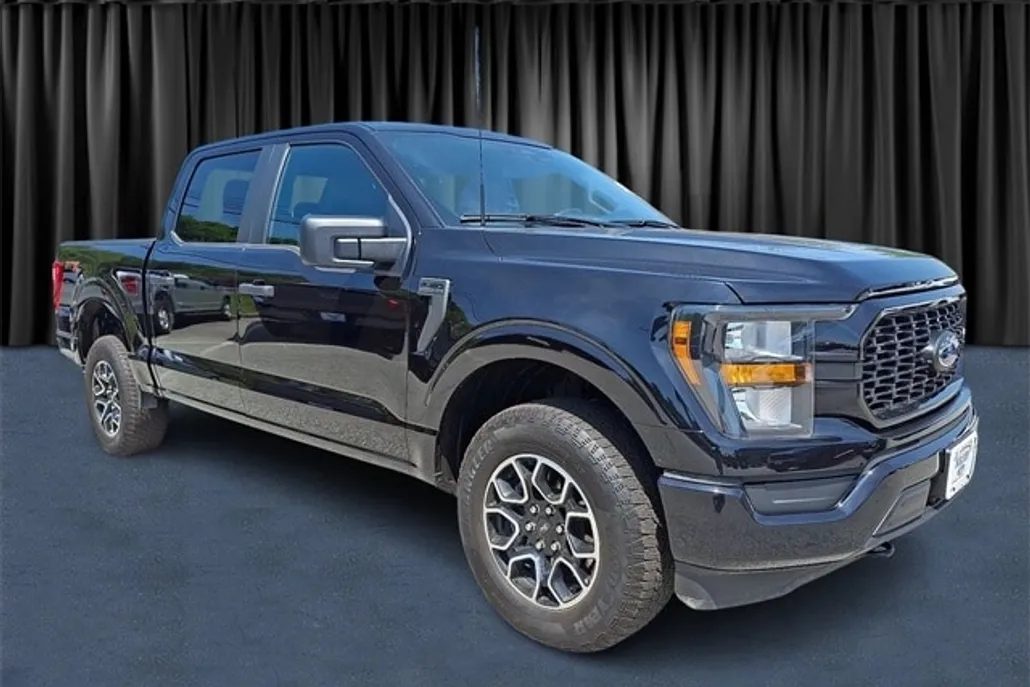 2023 Ford F-150 XL photo 1