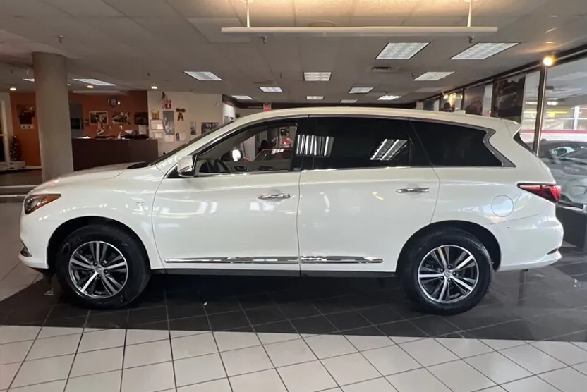 2019 Infiniti QX60 Pure photo 1