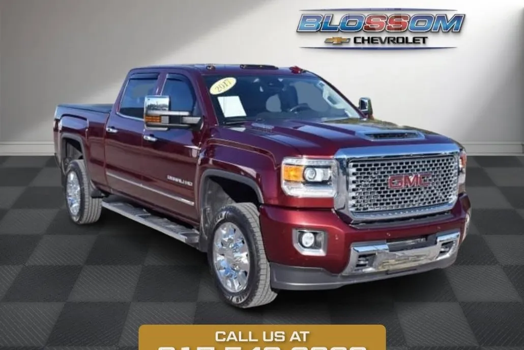 2017 Gmc Sierra 2500 HD Denali photo 1