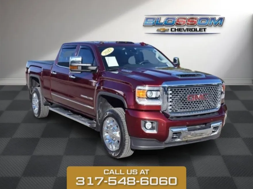 2017 Gmc Sierra 2500 HD Denali photo 1