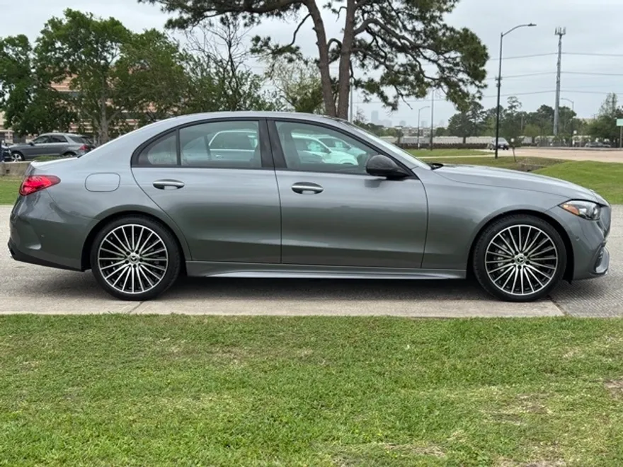 2025 Mercedes Benz C 300 photo 1