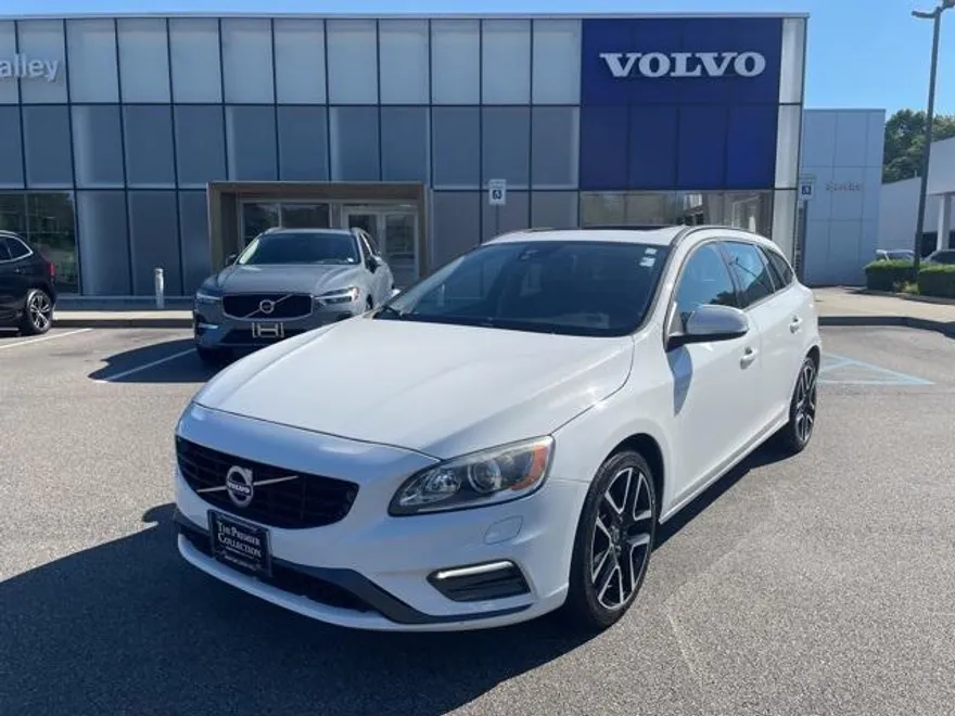 2018 Volvo V60 T5 photo 1