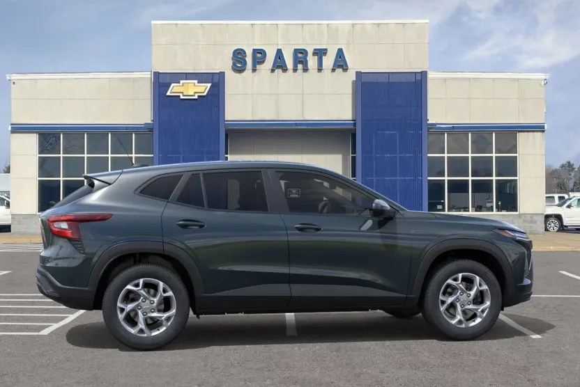 2026 Chevrolet Trax LS photo 1