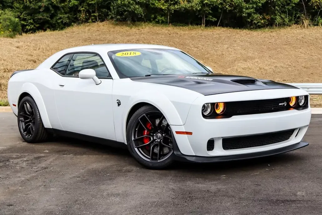 2018 Dodge Challenger SRT8 Hellcat Widebody photo 1