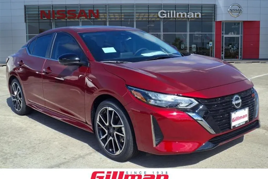 2025 Nissan Sentra SR photo 1