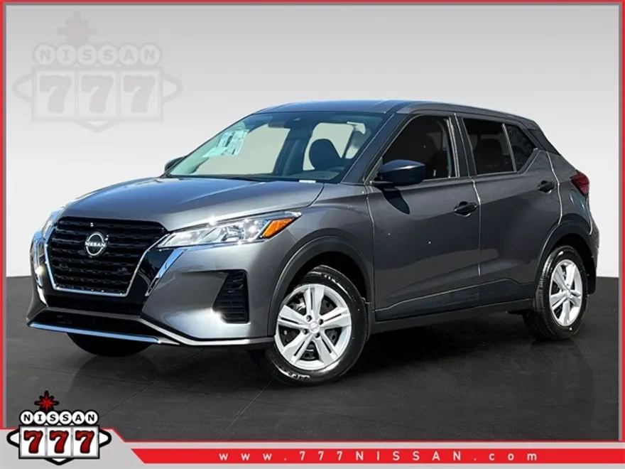 2025 Nissan Kicks Play S photo 1