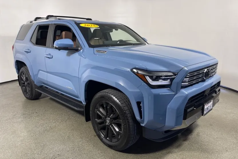 2025 Toyota 4Runner Limited photo 1