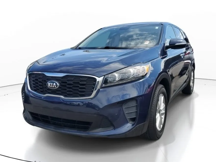 2019 Kia Sorento LX photo 1