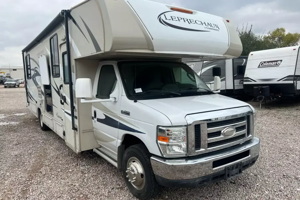 2015 Ford E-450 photo 1