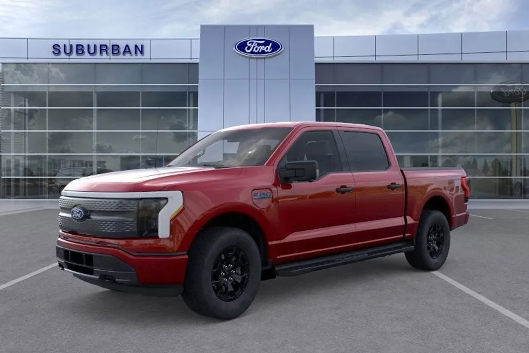 2025 Ford F-150 Lightning XLT photo 1