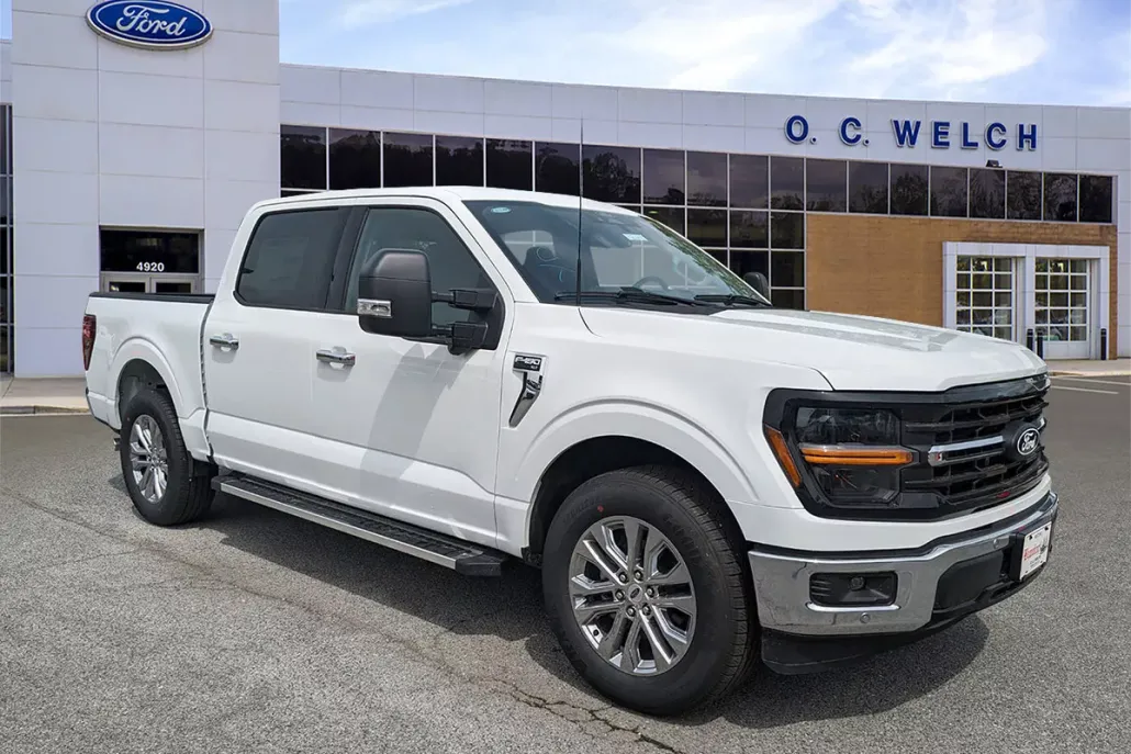 2025 Ford F-150 XLT photo 1