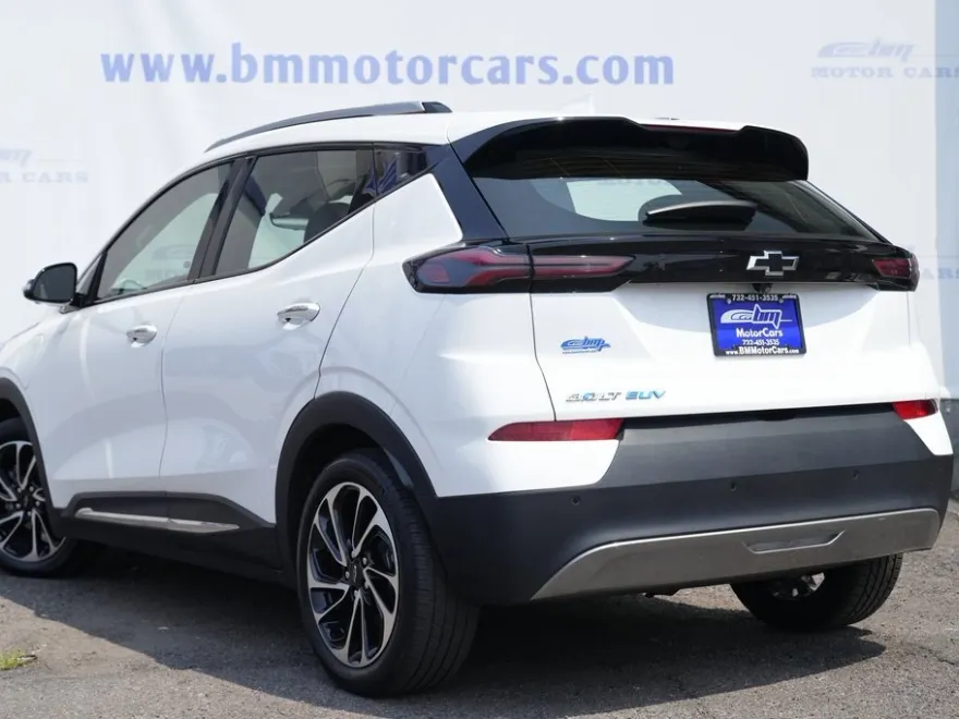 2022 Chevrolet Bolt EUV Premier photo 1