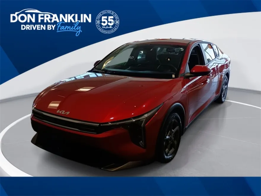 2025 Kia K4 LXS photo 1