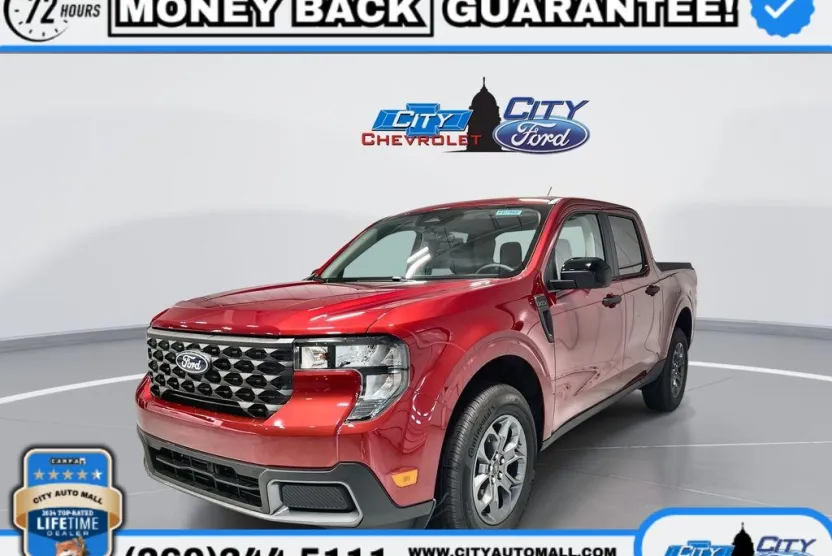2025 Ford Maverick XLT photo 1