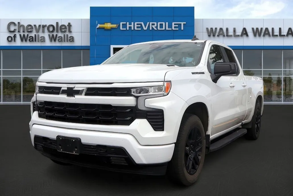 2023 Chevrolet Silverado 1500 RST photo 1