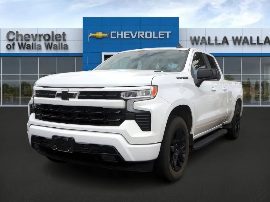 2023 Chevrolet Silverado 1500 RST photo 1