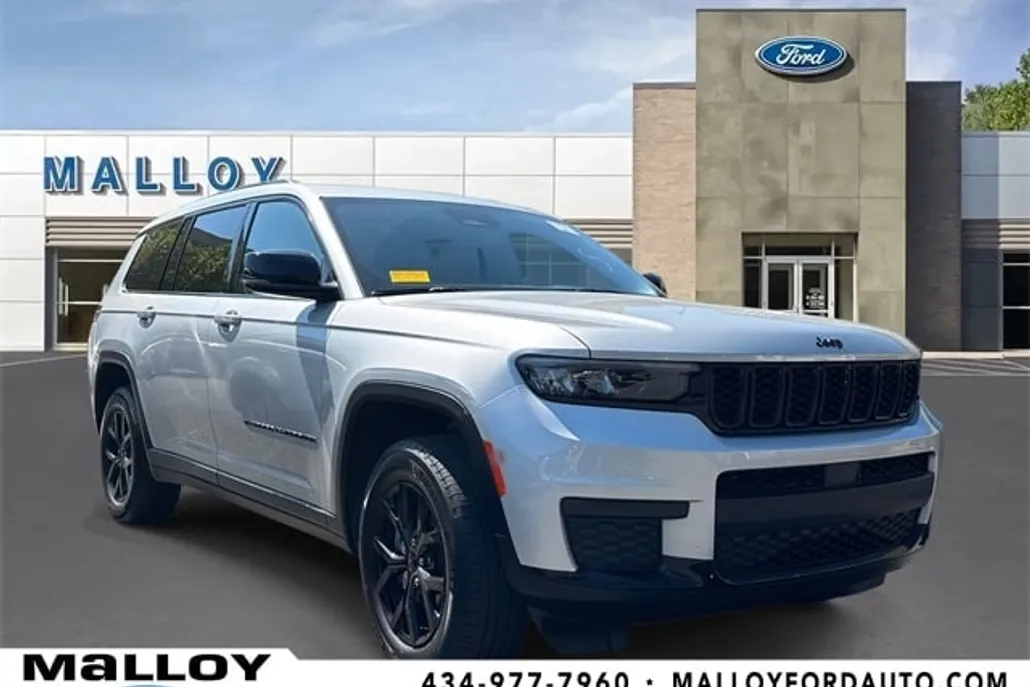 2024 Jeep Grand Cherokee Altitude photo 1