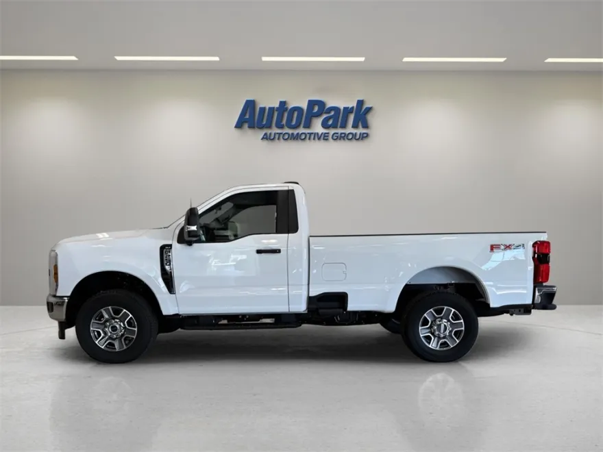 2025 Ford F-250 XLT photo 1