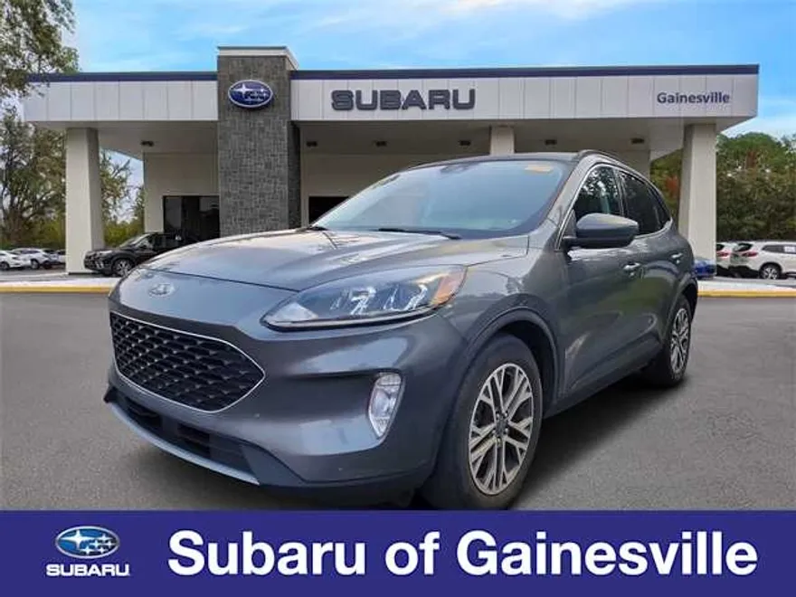 2022 Ford Escape SEL photo 1