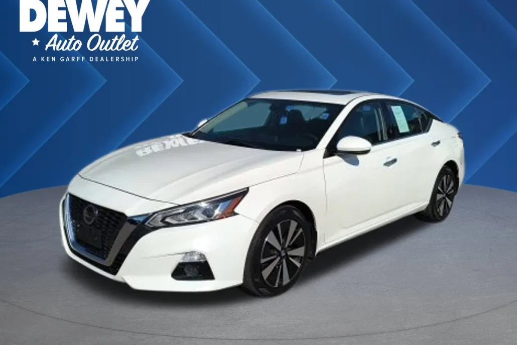 2020 Nissan Altima SL photo 1