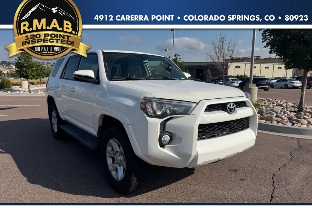 2018 Toyota 4Runner SR5 photo 1