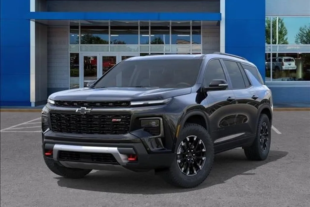 2026 Chevrolet Traverse Z71 photo 1