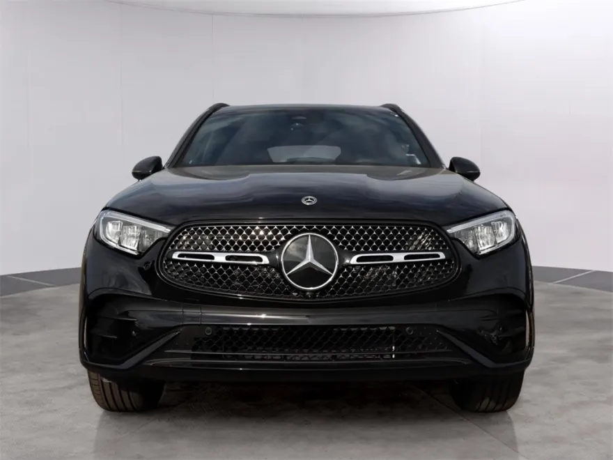 2026 Mercedes Benz GLC 300 4MATIC photo 1