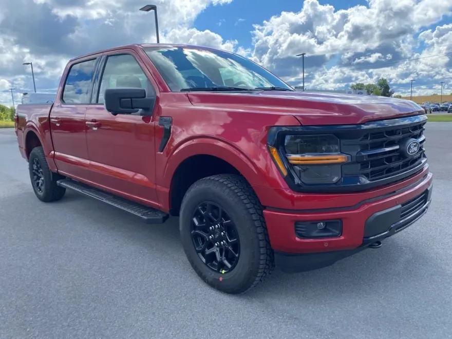2025 Ford F-150 XLT photo 1