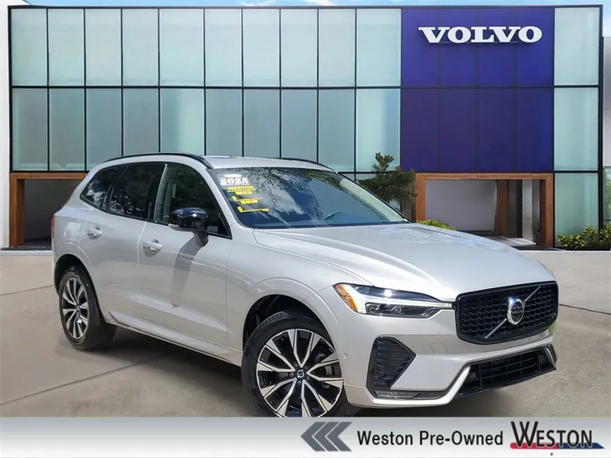 2025 Volvo XC60 B5 Plus photo 1