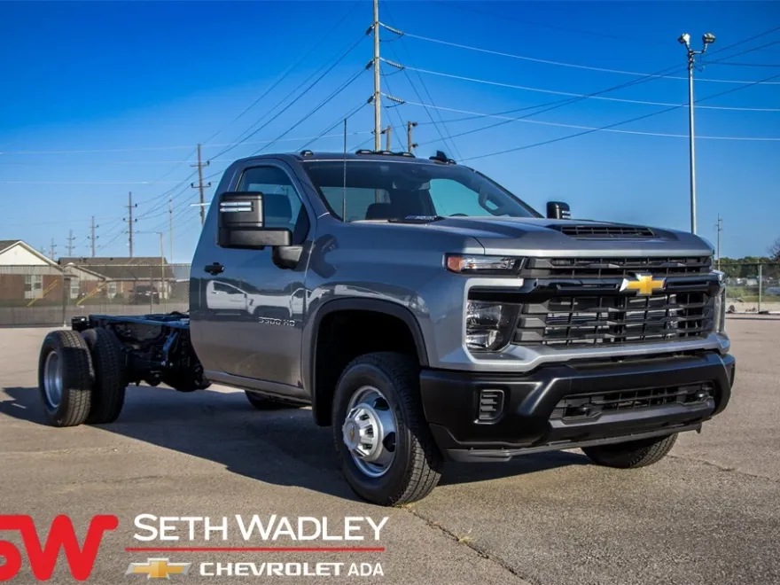 2025 Chevrolet Silverado 3500HD Work Truck photo 1