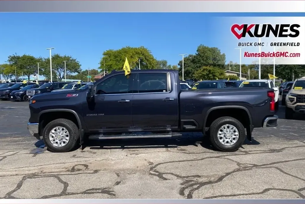 2024 Chevrolet Silverado 2500HD LTZ photo 1