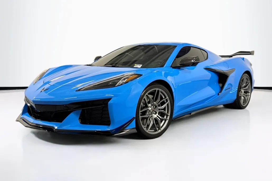 2025 Chevrolet Corvette Z06 3LZ photo 1