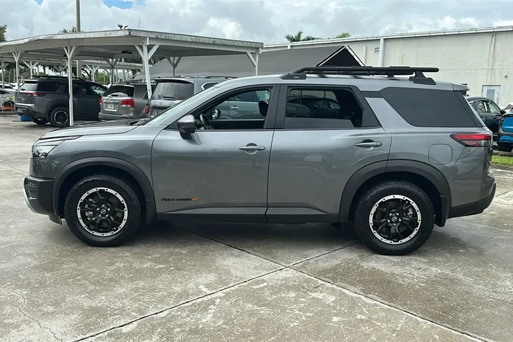 2024 Nissan Pathfinder Rock Creek photo 1