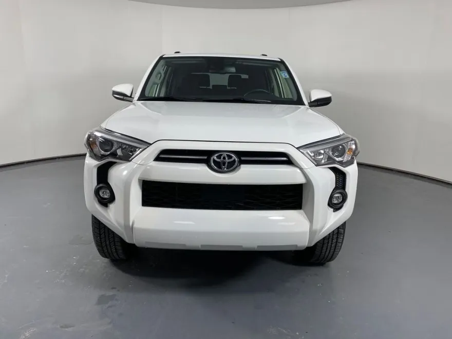 2024 Toyota 4Runner SR5 photo 1