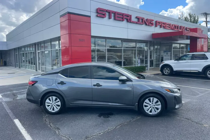 2024 Nissan Sentra S photo 1