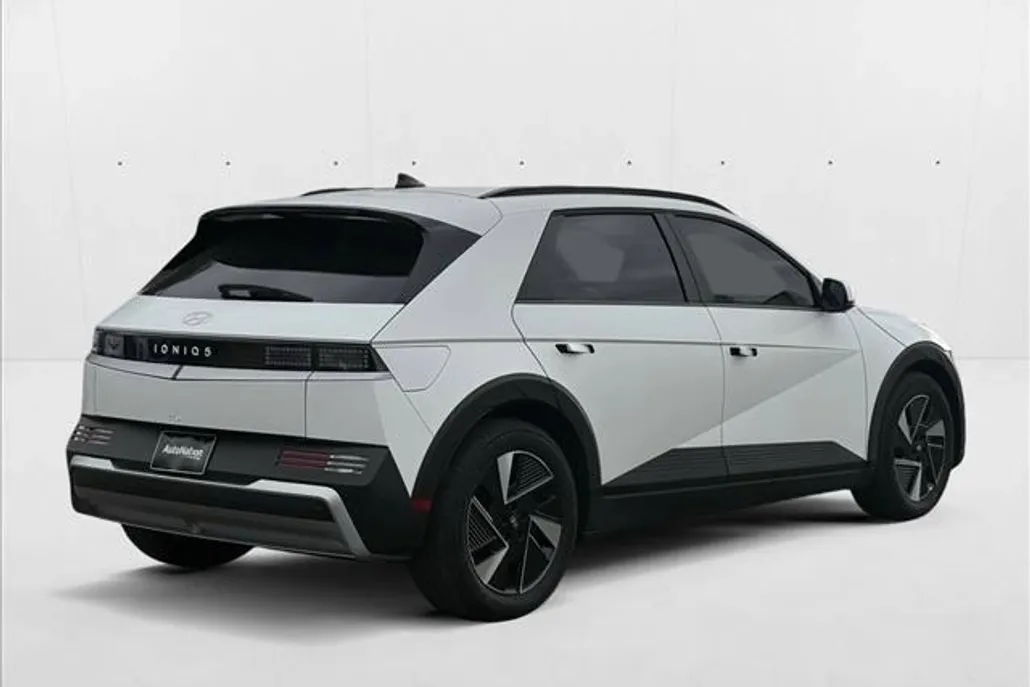 2025 Hyundai Ioniq 5 SEL photo 1