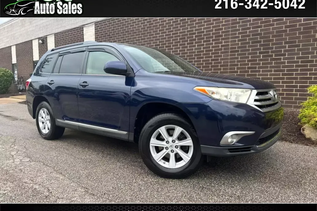 2013 Toyota Highlander SE photo 1