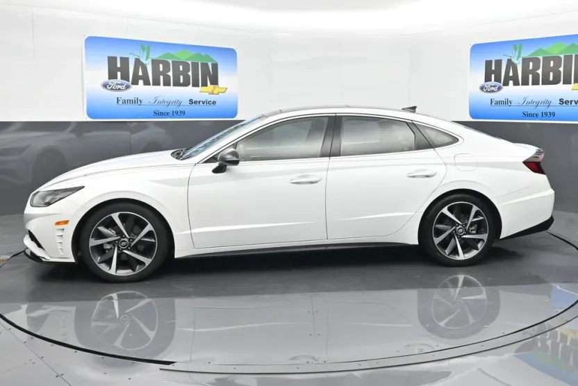 2021 Hyundai Sonata SEL Plus photo 1