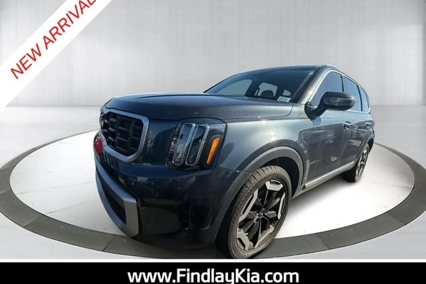 2023 Kia Telluride S photo 1