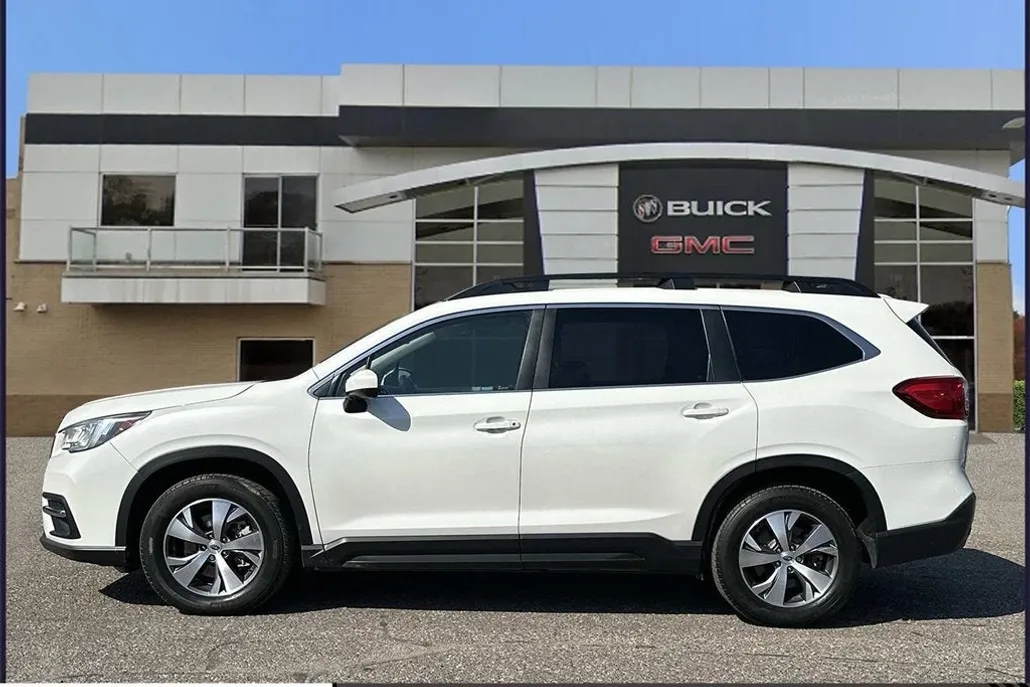 2020 Subaru Ascent Premium photo 1